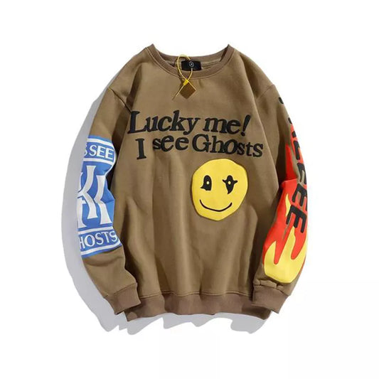 Brauner Sweatshirt "Lucky Me I See Ghosts", Smiley, bunte Ärmel, Unisex, Baumwolle.