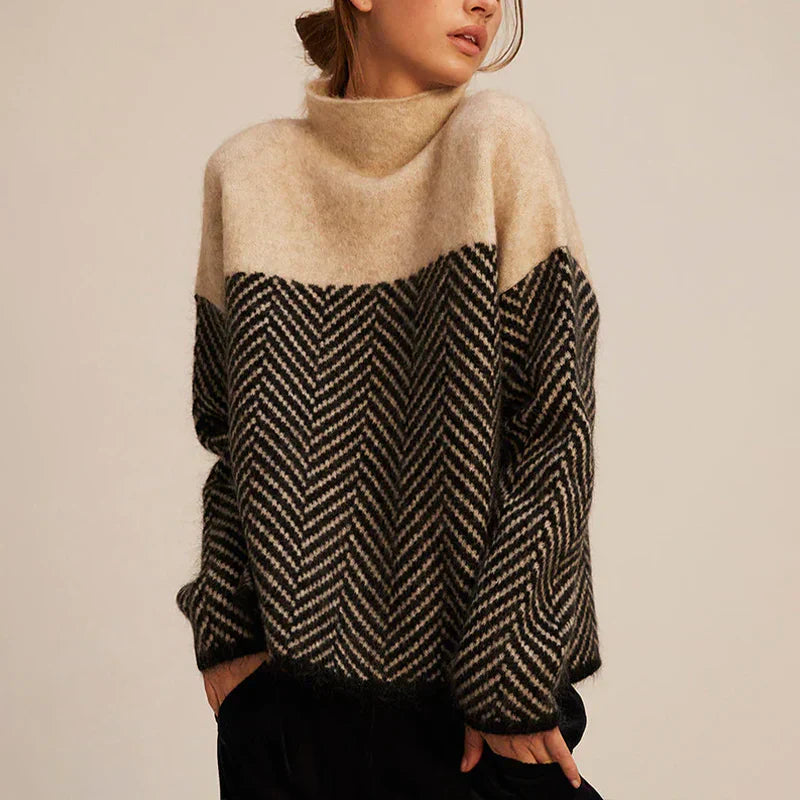 Beige Rollkragenpullover Damen, Strick, Chevron-Muster, warm, modisch, Herbstmode.