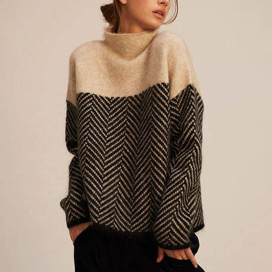 Beige Rollkragenpullover Damen, Strick, Chevron-Muster, warm, modisch, Herbstmode.