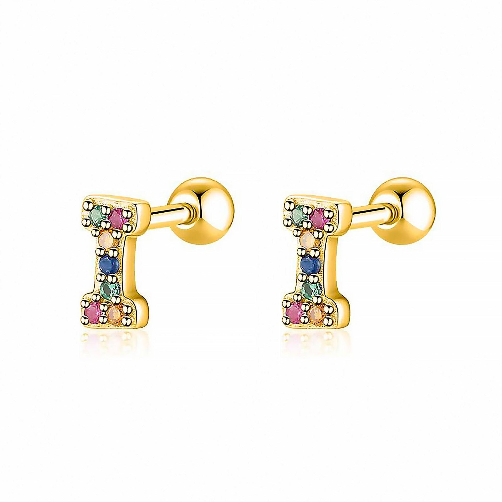 Goldene Ohrringe mit bunten Buchstaben, Schmuck, modisch, Damenaccessoire, Geschenkidee.