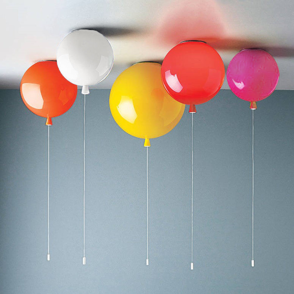 Bunte Ballon-Deckenleuchten, rot, gelb, weiß, rosa, modernes Design, Kinderzimmerbeleuchtung.