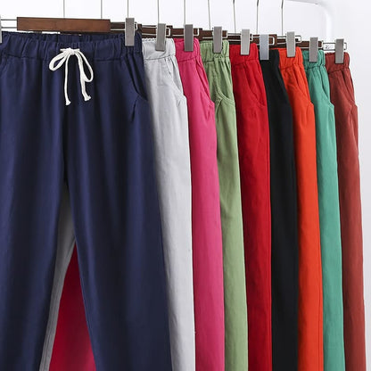 Mehrfarbige Jogginghosen aus Baumwolle mit Kordelzug, bequem und modisch für Freizeitkleidung.