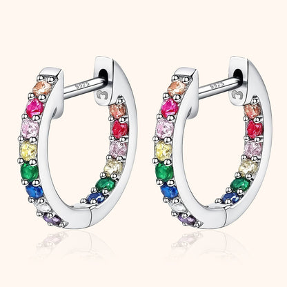Silberne Creolen mit bunten Zirkonia-Steinen, Regenbogen-Design, Ohrringe für Damen.