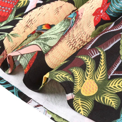 Hawaiihemd Stoffmuster, tropische Blumen, bunte Papageien, Baumwolle, Sommermode, Herrenbekleidung