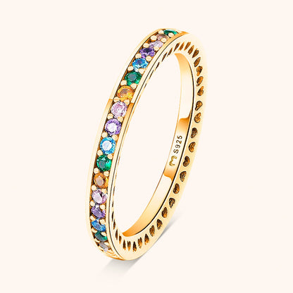 Goldener Damenring mit bunten Edelsteinen, 925er Silber, elegantes Schmuckdesign.