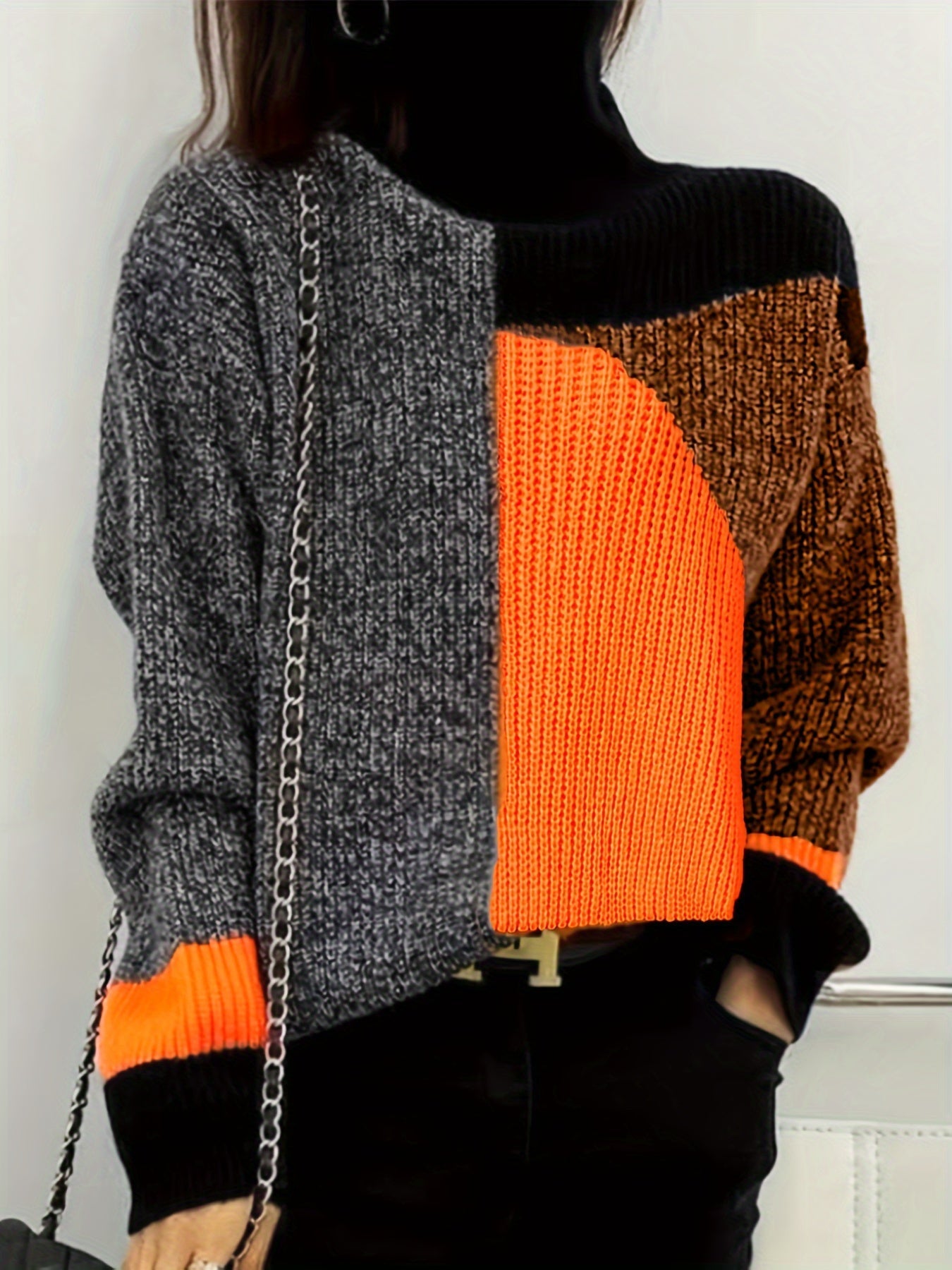 Damenpullover, Patchwork-Design, orange-grau, Strick, modisch, Herbstmode, langärmelig.