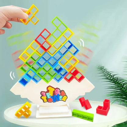 Buntes Tetris-Turmspiel aus Kunststoff, Geschicklichkeitsspiel für Kinder, Balance-Herausforderung.