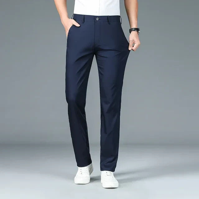 Elegante Herrenanzughose aus Bambusfaser, dunkelblau, gerade Passform, ideal für Business.