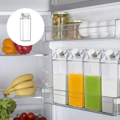 Transparente Kühlschrankbehälter mit Deckel, ideal für Saft und Milch, platzsparend, BPA-frei.