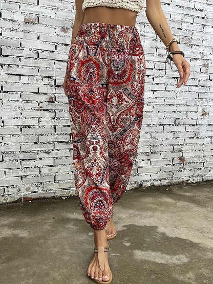 Boho-chic dambyxor med grafiskt tryck – Solara