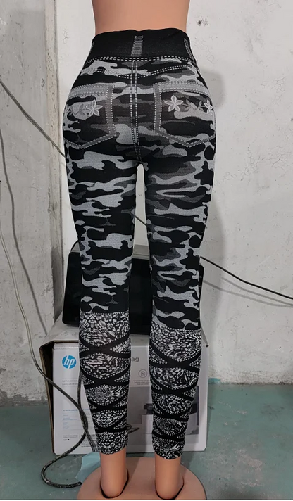 Schwarz-graue Camouflage-Leggings mit Blumenmuster, Damenmode, elastisch, bequem.