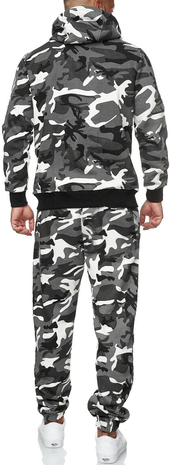Männer-Camouflage-Trainingsanzug, schwarz-weiß, Kapuzenpullover und Jogginghose, Rückansicht.