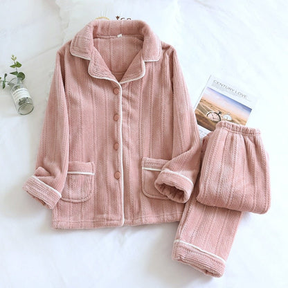 Rosa Flanell-Pyjama-Set für Damen, weicher Winter-Schlafanzug, gemütlich und warm.