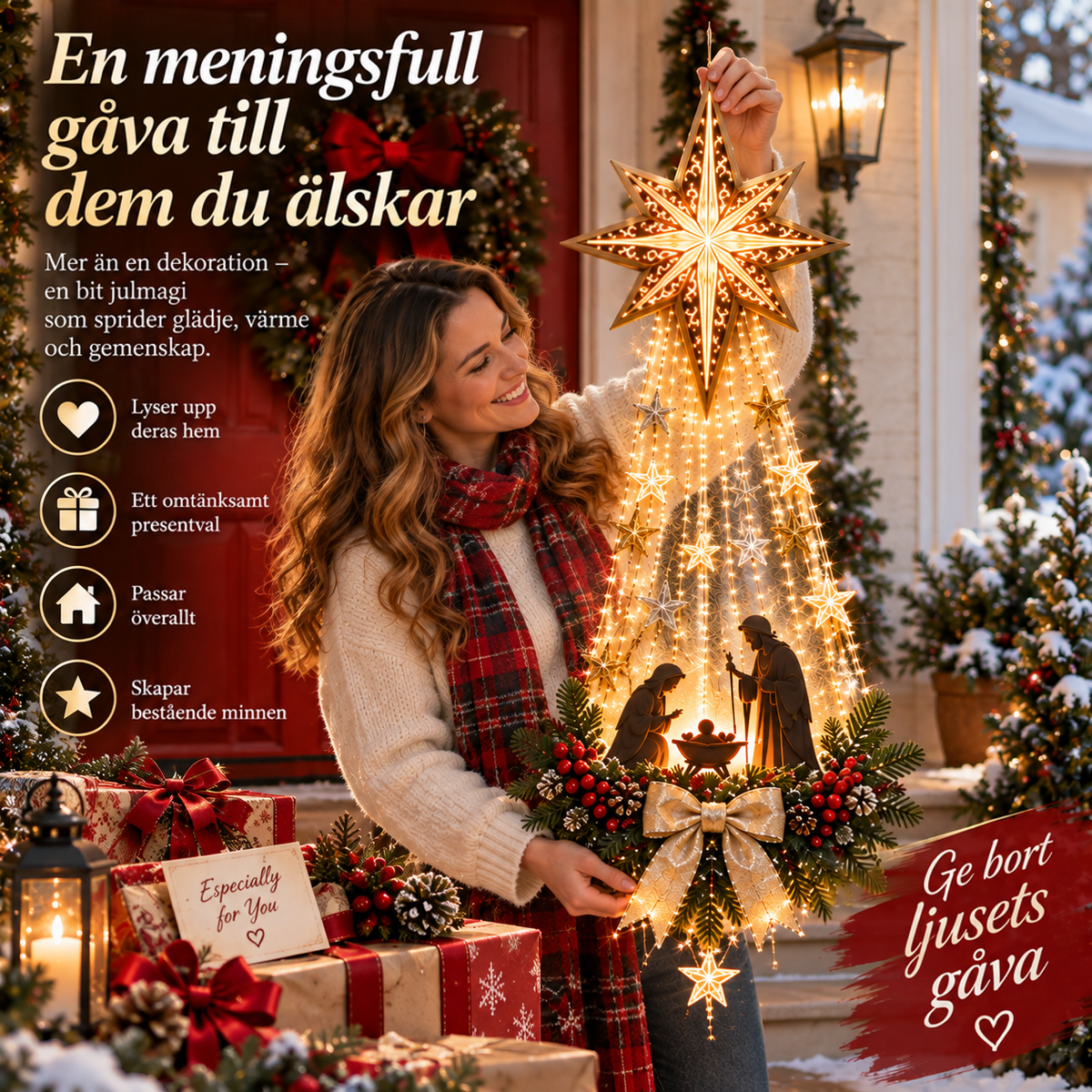 Leende kvinna i rutig halsduk håller upp den upplysta dekorationen, omgiven av julklappar 9