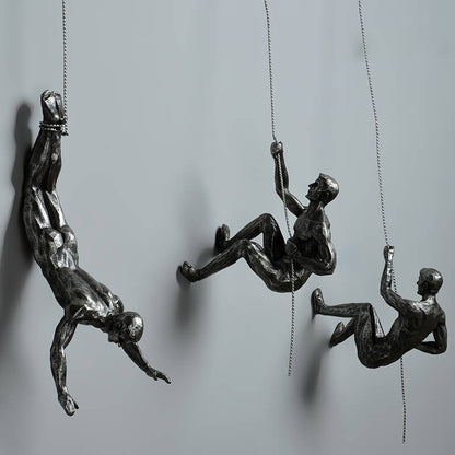 Bergsklättrare väggskulptur – PeakFigures