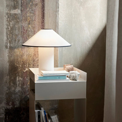 Bordslampa med tygskärm – Lunara