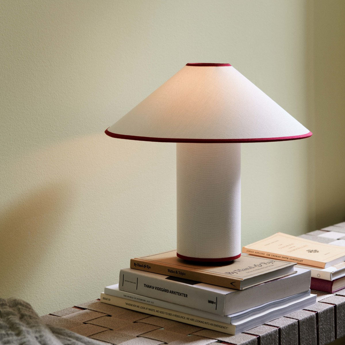 Bordslampa med tygskärm – Lunara