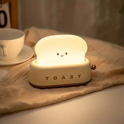 Niedliche Toast-Lampe, LED-Nachtlicht, warmweiß, Kinderzimmer-Dekoration, Tischleuchte.