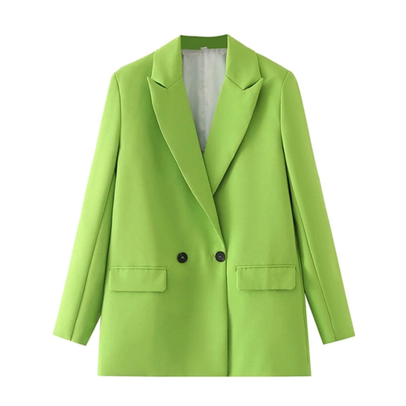 Grüner Damenblazer, zweireihig, modisch, elegant, Büro-Outfit, Frühlingstrend.