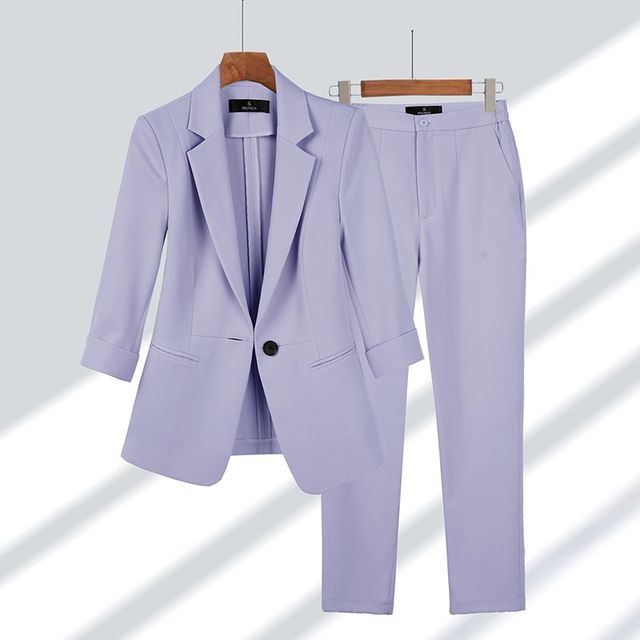 Damenanzug Set, lila Blazer und Hose, elegant, Frühling-Sommer, koreanischer Stil.