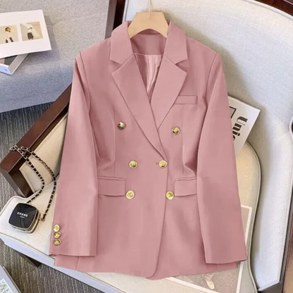 Rosa Damenblazer, zweireihig, modisch, elegante Jacke, goldene Knöpfe, Business-Look.