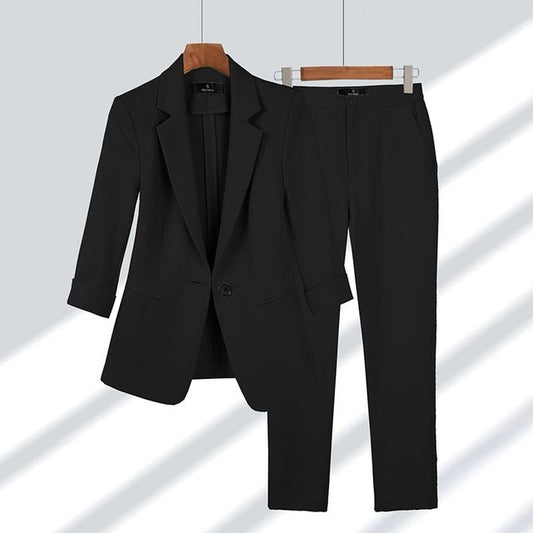 Schwarzer Damenblazer mit passender Hose, eleganter Anzug, Frühling-Sommer, koreanischer Stil.