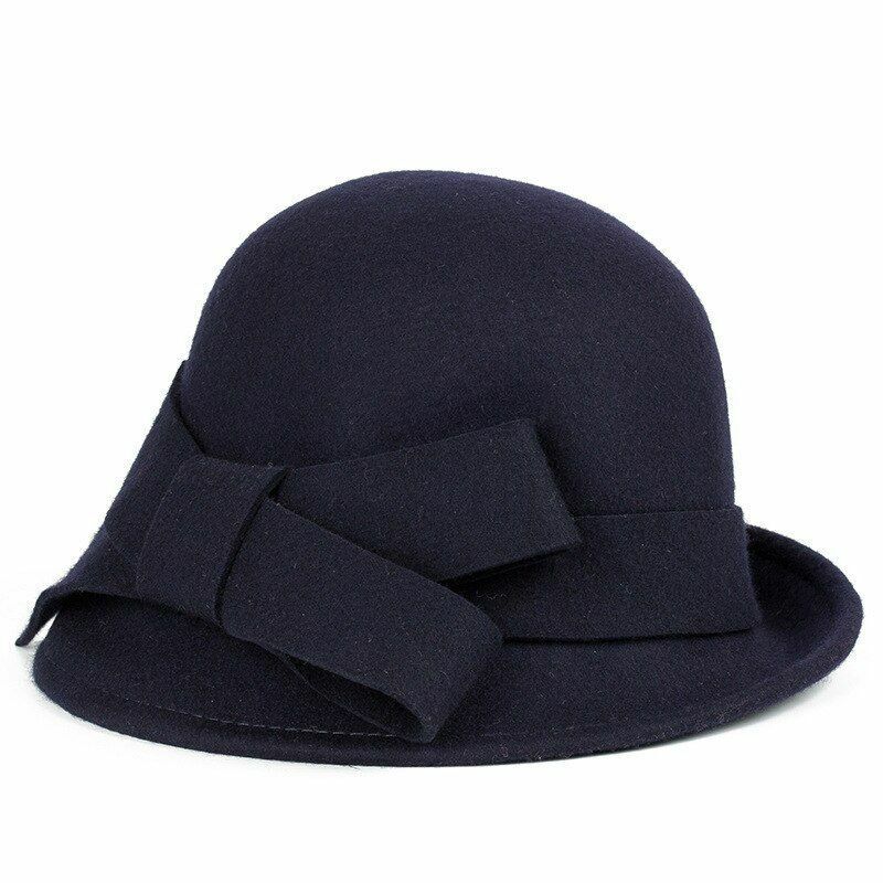 Damen Cloche Hut, dunkelblau, Filz, mit Schleife, Vintage-Stil, elegant, modisch.