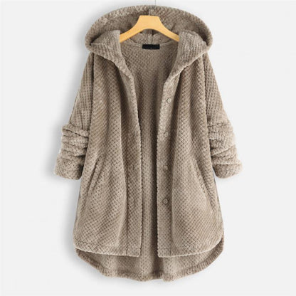 Damen Kapuzenjacke aus Plüsch, beige, warm, gemütlich, Wintermode, Knopfleiste, Taschen.