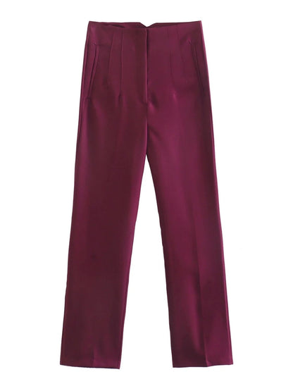 Bordeauxfarbene Damenhose, gerade geschnitten, elegant, aus Satin, mit Taschen.