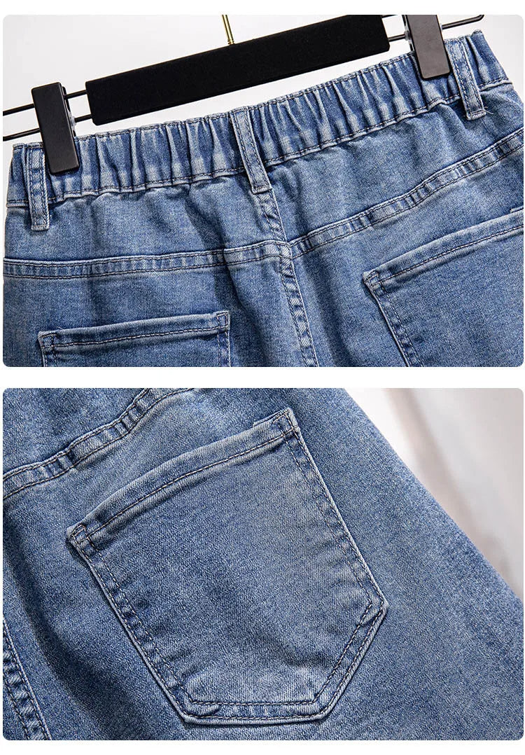 Blaue Jeans mit elastischem Bund und Gesäßtaschen, Damenmode, lässiger Stil, Denim-Hose.