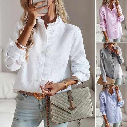Elegantes Damenhemd mit Rüschen, Stehkragen, einfarbig, langärmelig, Büro-Outfit.