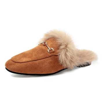 Brauner Damen-Pantoffel aus Wildleder mit Kunstfell, modisch und bequem.