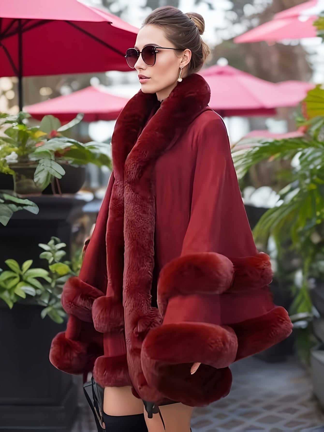 Frau in rotem Kunstpelzmantel, Sonnenbrille, draußen, stilvoll, modisch, elegant.