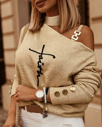Damenpullover beige, schulterfrei, mit "Faith"-Aufdruck, modisch, lässig, Herbstmode.