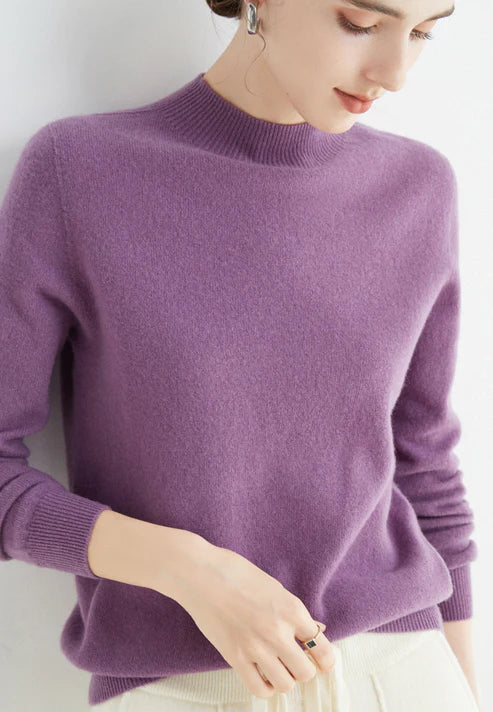 Damenpullover lila, Strick, langärmelig, Rollkragen, modisch, bequem, Freizeitkleidung.