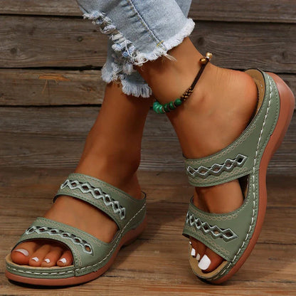 Damen Sandalen grün, Leder, Sommerschuhe, bequem, modisch, Freizeit, Jeans, Fußkettchen.