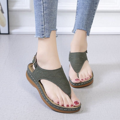 Damen Sandalen, grün, Keilabsatz, bequem, Sommermode, lässig, rutschfest, elegant.