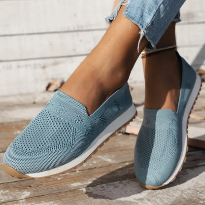 Blaue Damen-Slipper, atmungsaktives Mesh, flach, rund, lässig, Frühling 2024.