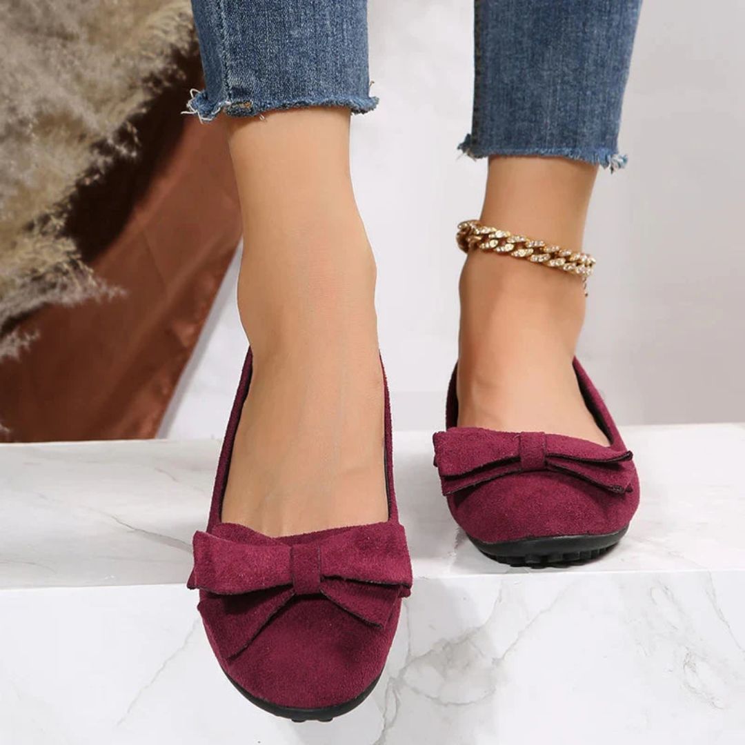 Damen Ballerinas mit Schleife, weinrot, Wildleder, modisch, bequem, flach, elegant.