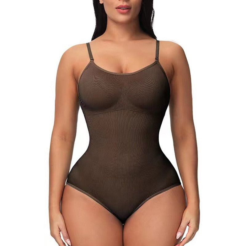 Damen Shapewear Bodysuit, nahtlos, braun, figurformend, verstellbare Träger, Unterwäsche.