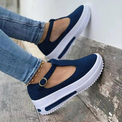 Damen-Sneaker, blau, Plateau, Freizeitschuh, Jeans, modisch, bequem, Alltag, Trend.
