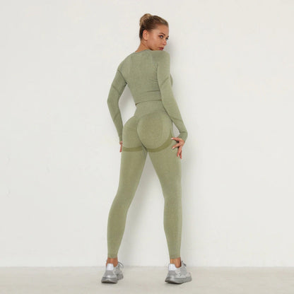 Damen-Sportleggings und -Oberteil in Olivgrün, nahtlos, figurbetont, für Fitness und Yoga.