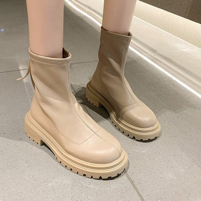 Beige Damenstiefel aus Leder mit dicker Sohle, modisch, bequem, Herbst-Winter-Stil.