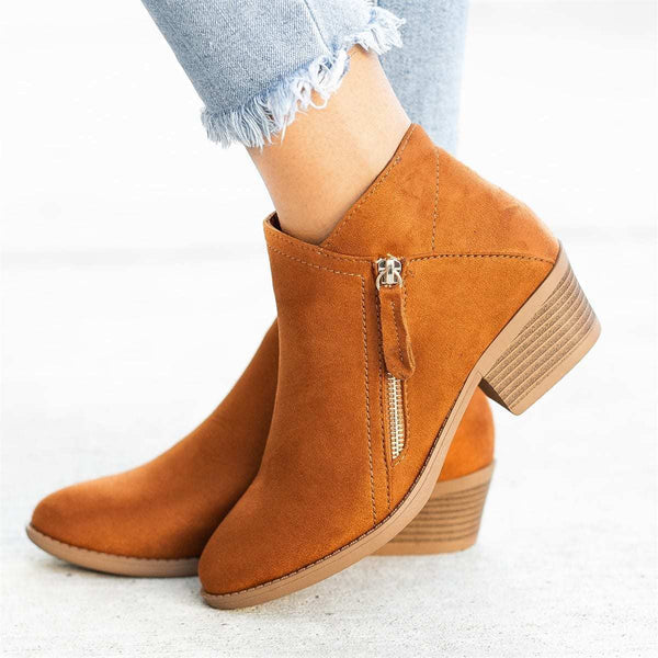 Damen Stiefeletten, hellbraun, Wildleder, Reißverschluss, Blockabsatz, modisch, bequem.