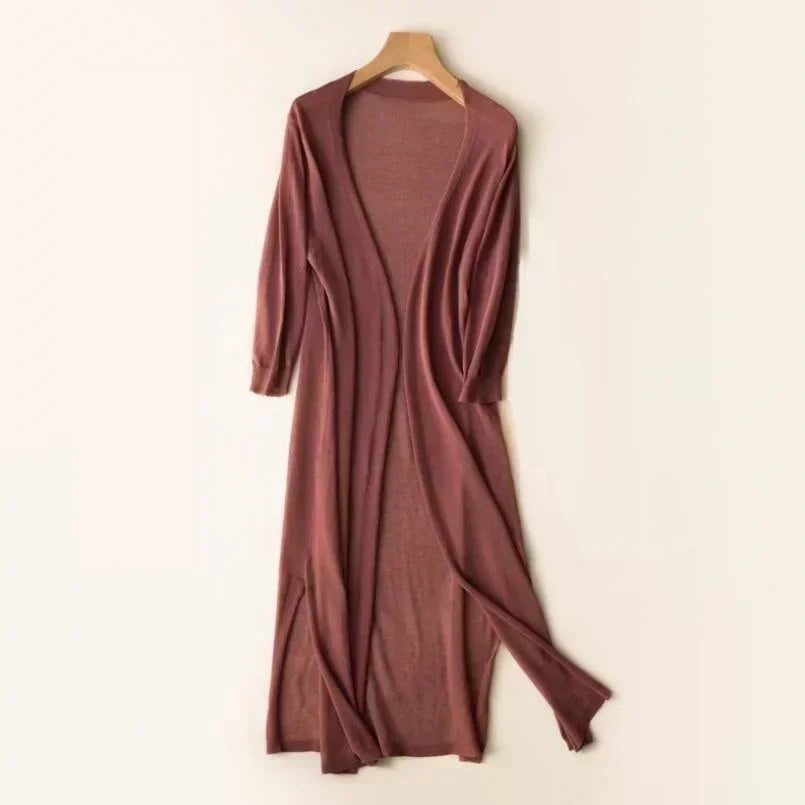 Langer brauner Damenstrickmantel, Sommermode, UV-Schutz, eleganter Cardigan.