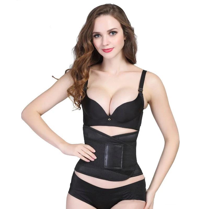 Frau in schwarzem BH und Taillentrainer, Fitness, Shapewear, Körperformung, Mode, Unterwäsche.