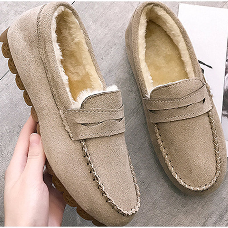 Beige Wildleder Mokassins mit Fellfutter, rutschfeste Sohle, Damen Winter Hausschuhe.