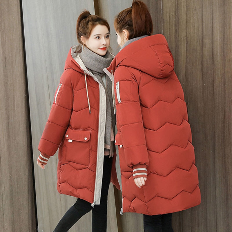 Rote Damen-Daunenjacke mit Kapuze, warm, modisch, Wintermantel, Outdoor-Bekleidung.