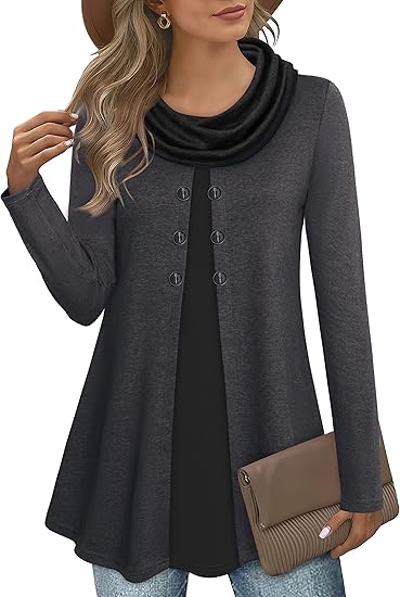 Damenmode: Grauer Langarm-Pullover mit Knöpfen, Rollkragen, elegant, Herbstbekleidung.