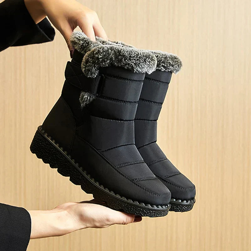 Schwarze wasserdichte Damen-Winterstiefel mit Kunstfell, Plattformsohle, 2023.